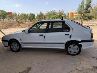 voitures-renault-19-1995-sougueur-tiaret-algerie