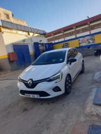 voitures-renault-clio-5-2022-mostaganem-algerie