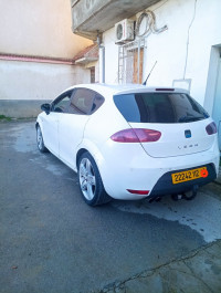 voitures-seat-leon-2012-mila-algerie