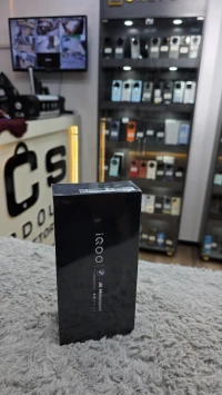 IQoo 13 12GB 256GB Edition BMW Boite Scellèe