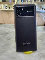 smartphones-vivo-iqoo-9-china-pro-512go-snapdragon-8gen1-dely-brahim-alger-algeria