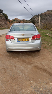 voitures-chevrolet-cruze-2015-timezrit-boumerdes-algerie