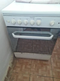Cuisiniere Arthur martin gaz electricite