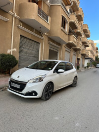 voitures-peugeot-208-2019-bordj-bou-arreridj-algerie