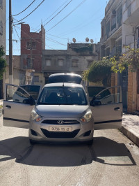 voitures-hyundai-i10-2015-gl-plus-kolea-tipaza-algerie