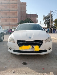 voitures-peugeot-301-2014-biskra-algerie