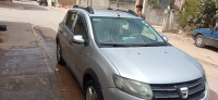 citadine-dacia-sandero-2014-stepway-lakhdaria-bouira-algerie