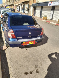 voitures-renault-clio-classique-2004-hassi-mefsoukh-oran-algerie