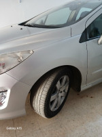 voitures-peugeot-308-2014-sportium-ain-defla-algerie