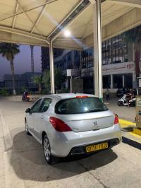 voitures-peugeot-308-2013-annaba-algerie