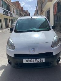 السيارات-النفعية-peugeot-partner-2014-باتنة-الجزائر