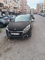 voitures-peugeot-208-2015-allure-facelift-el-khroub-constantine-algerie