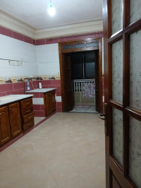 appartement-location-f2-alger-mohammadia-algerie