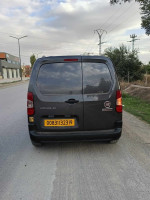 voitures-fiat-doblo-2023-itali-3-place-batna-algerie