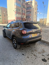 voitures-dacia-duster-2024-journey-biskra-algerie