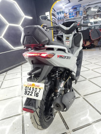 motos-et-scooters-v-max-200-2022-boumerdes-algerie