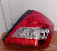 FEUX ARRIÈRE SUZUKI SWIFT DZIRE 