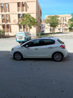 voitures-peugeot-208-2020-allure-facelift-setif-algerie