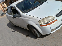 voitures-chevrolet-aveo-4-portes-2004-tindouf-algerie