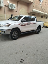 سيارات-toyota-hilux-2020-revo-الأغواط-الجزائر