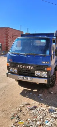 DYANA Toyota 1987