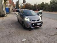 mini-citadine-kia-picanto-2017-sportline-les-eucalyptus-alger-algerie