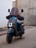 motos-scooters-vms-cuxi-estate-2022-blida-algerie