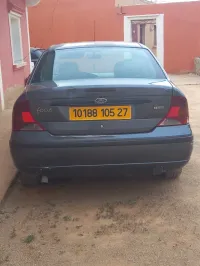 Ford Focus 4 portes 2005 Focus 4 portes