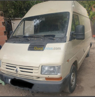 fourgon-renault-trafic-essence-gaz-nedroma-tlemcen-algerie