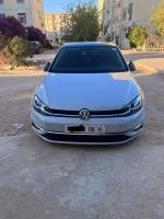 moyenne-berline-volkswagen-golf-7-2018-carat-ain-oussara-djelfa-algerie