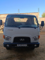 camion-hyundai-hd-72-2016-mostaganem-algerie