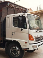 camion-hino-2014-mostaganem-algerie