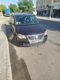 سيارات-volkswagen-touran-2009-بابا-حسن-الجزائر