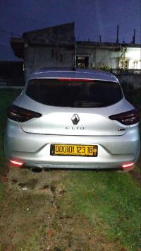 voitures-renault-clio-2023-rs-line-taher-jijel-algerie