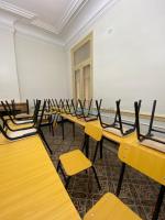 fournitures-et-articles-scolaires-chaises-tables-oran-algerie