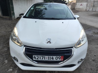 voitures-peugeot-208-2014-allure-tipaza-algerie