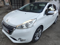 voitures-peugeot-208-2014-allure-tipaza-algerie