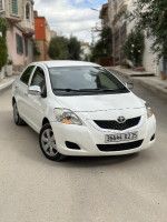 voitures-toyota-yaris-sedan-2012-constantine-algerie