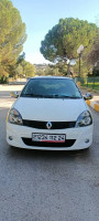 voitures-renault-clio-campus-2012-hammam-maskhoutine-guelma-algerie