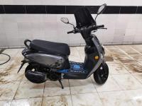 motos-scooters-cuxi-estate-x-2022-vms-draa-ben-khedda-tizi-ouzou-algerie