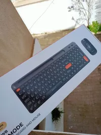 Clavier Souris Sans fill Bluetooth Rechargable  AZERTY ARABE