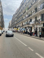 local-location-alger-bab-el-oued-algerie