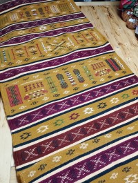 التعبئة-والتغليف-tapis-traditionnel-artisanal-elegance-authentique-de-ghardaia-307-x-075-m-السحاولة-الجزائر