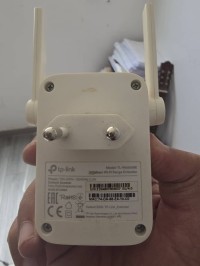 مودمات-و-راوترات-lot-modem-adsl-vdsl-point-dacces-repeteurs-sans-fils-et-telephone-fixe-السنية-وهران-الجزائر