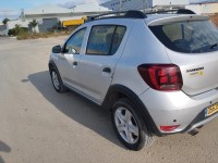 سيارات-dacia-sandero-2017-stepway-الرويبة-الجزائر
