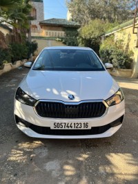 سيارات-skoda-fabia-2023-الجزائر-وسط