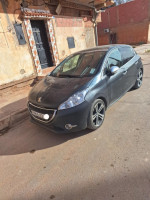 voitures-peugeot-208-2013-allure-naama-algerie