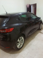 voitures-renault-clio-4-2016-limited-kolea-tipaza-algerie