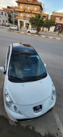 voitures-peugeot-207-2012-alure-batna-algerie