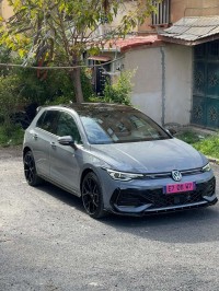 سيارات-volkswagen-golf-8-2025-r-black-edition-باش-جراح-الجزائر